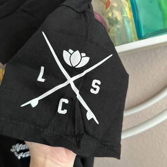 Lotuss Aloha Sprinkles Shirt - Picture 2 of 4